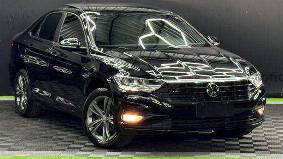 VOLKSWAGEN JETTA 1.4 250 TSI TOTAL FLEX R-LINE TIPTRONIC VOLKSWAGEN JETTA 1.4 250 TSI TOTAL FLEX R-LINE TIPTRONIC